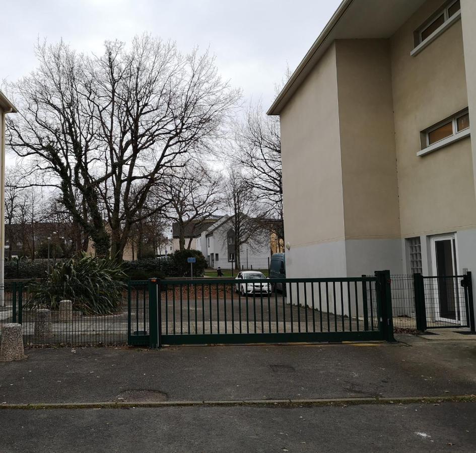 Joli Studio - Parking Prive - Wifi Tres Haut Debit - Au Calme 南特 外观 照片